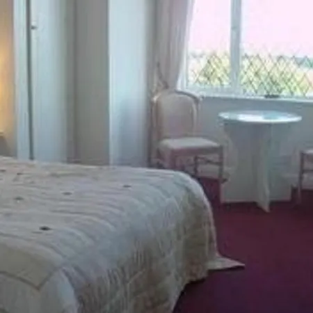 The White House 3* Salthill