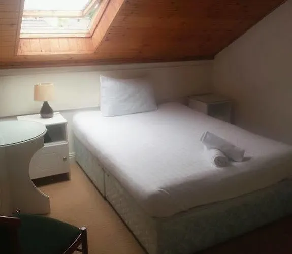 Gasthof The White House 3*