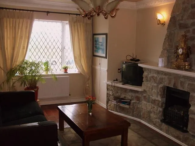 The White House Konukevi 3*